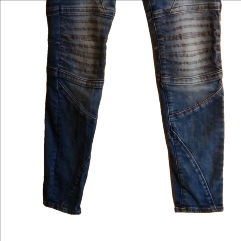 True Religion Halle mid rise super skinny Moto jeans. Size 27. - Picture 4 of 15